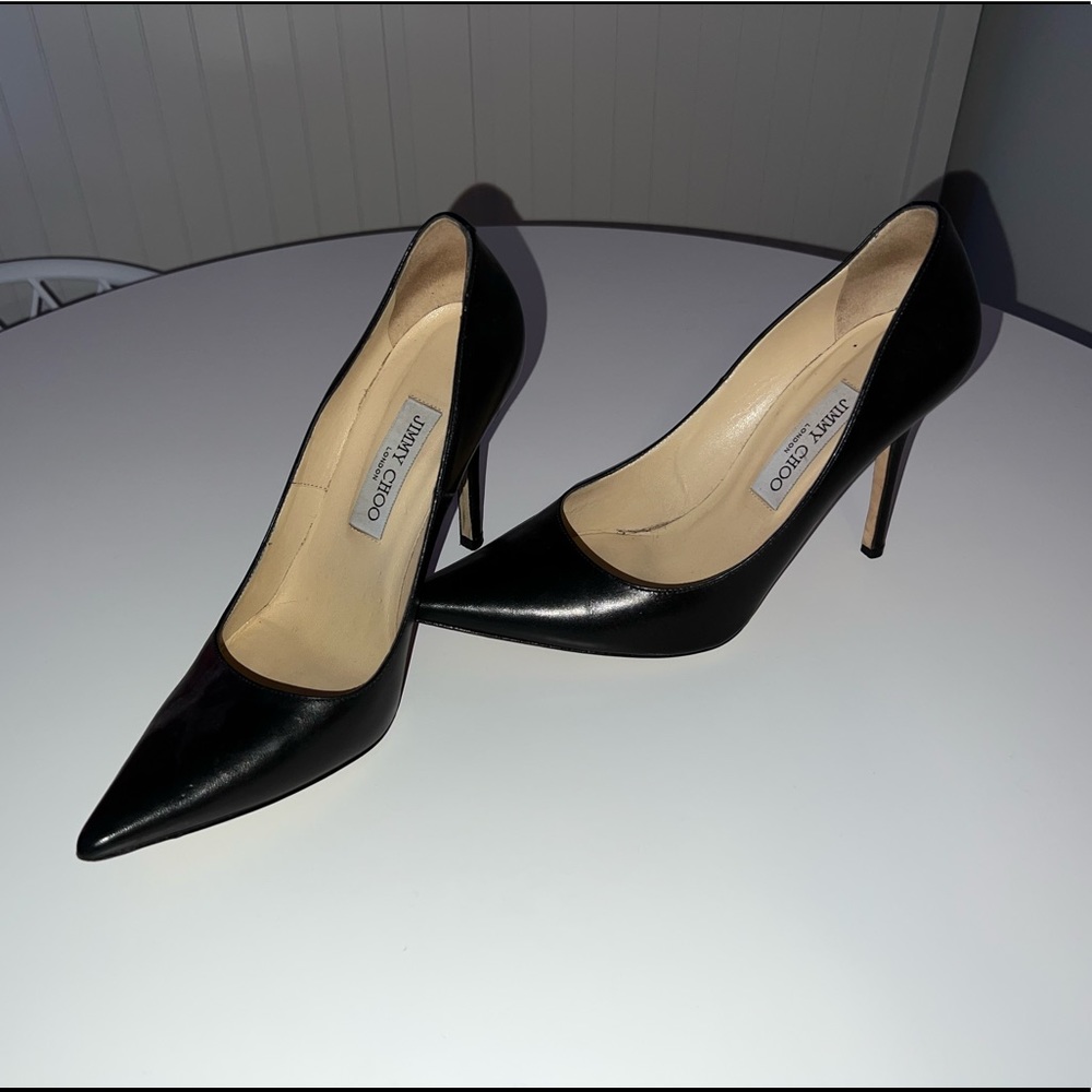 Jimmy choo pointy pumps